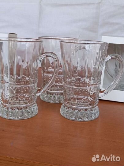 Бокалы для воды или чая