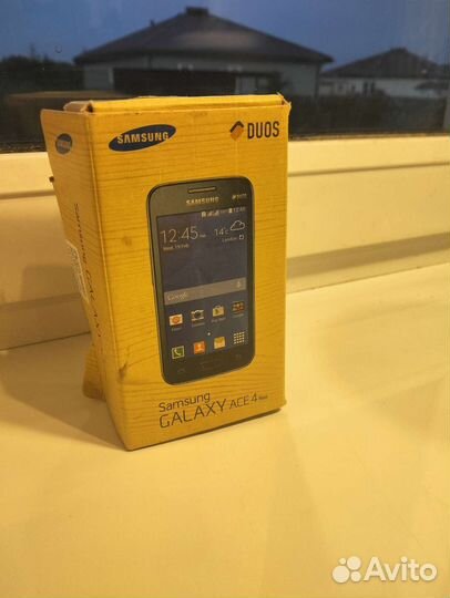 Телефон Samsung
