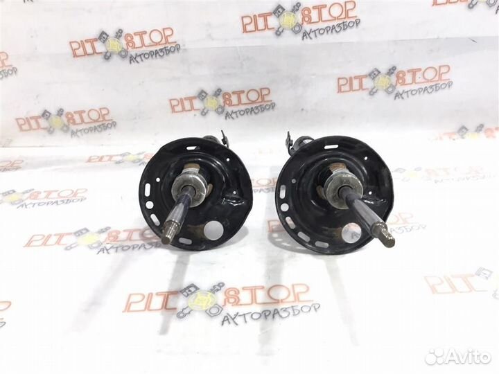 Стойки передние пара Toyota RAV4 (XA40) 2012 - 20