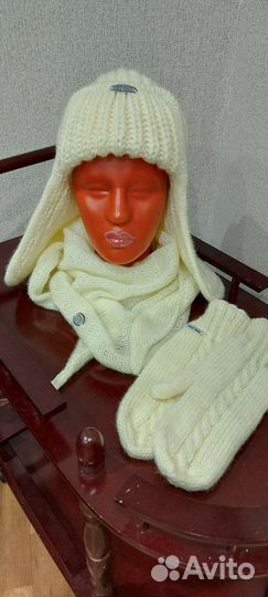 Продам комплект ручной вязки