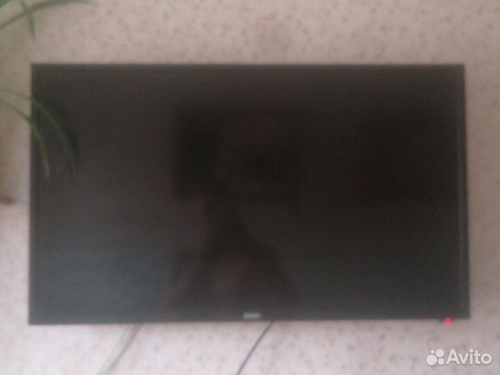 Телевизор SMART tv с вайфаем бу