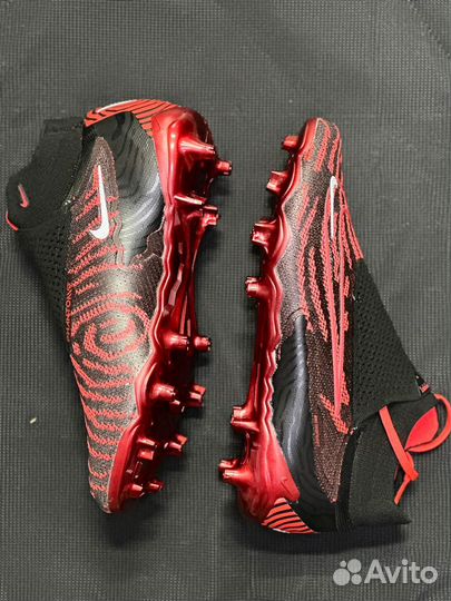 Футбольные бутсы