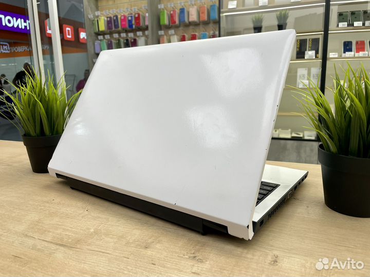 Ноутбук Lenovo 4 ядра 8Gb Nvidia SSD