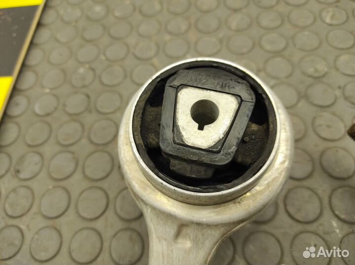 Рычаги передние Bmw 320I E92 N46B20B 2.0 2007