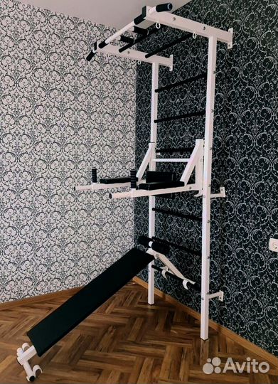 Шведская стенка с турником и брусьями