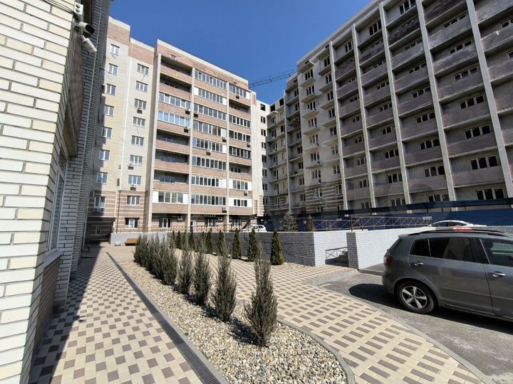 2-к. квартира, 67 м², 1/9 эт.