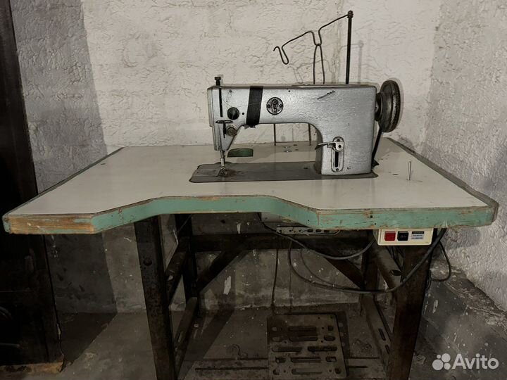 Швейная машинка