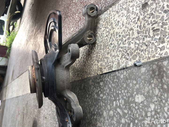 Поворотный кулак mercedes cla