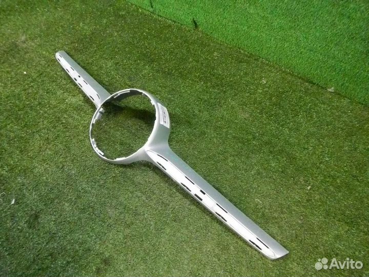 Накладка решетки радиатора Mercedes CLA C117 (2013