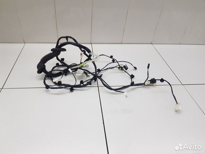 Электропроводка двери багажника (Chery Tiggo 4)