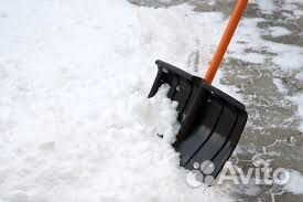 Чистка снега в ручную