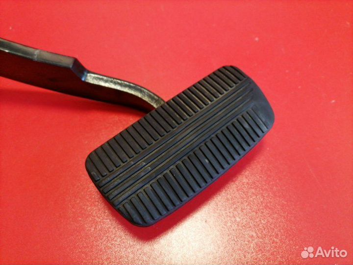 Педаль тормоза Nissan Pathfinder R51 VQ40DE 2008