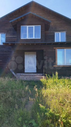 Дом 180 м² на участке 6,5 сот.