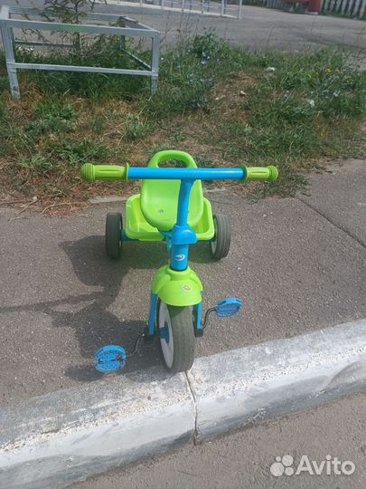 Детский трехколесный велосипед