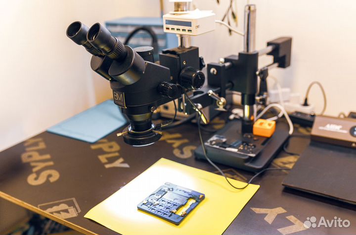 Замена дисплея Honor View 10