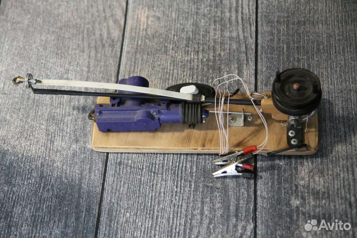 Самоподсекающая зимняя удочка