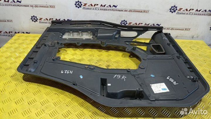 Обшивка двери правая Man Tga Tgm Tgl