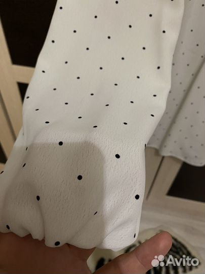 Блузка белая в горох