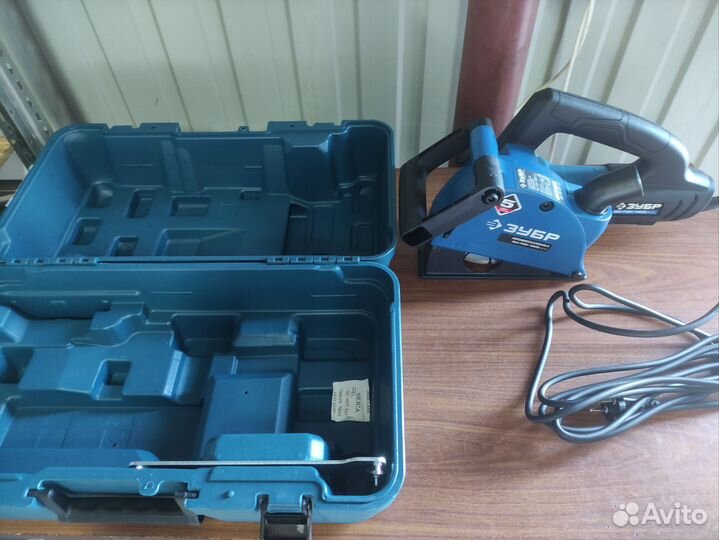 Аренда штробореза с пылесосом