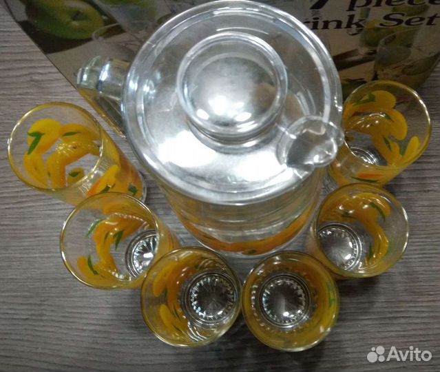 Кувшин и 6 стаканов