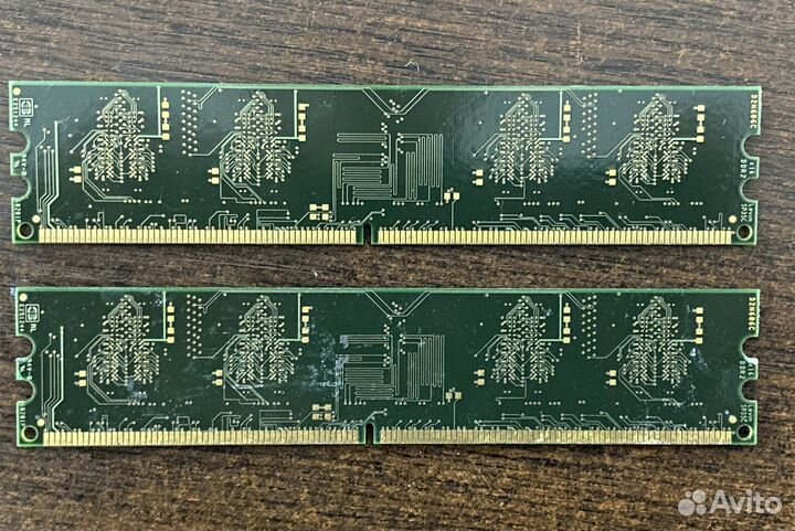 2 модуля памяти Corsair Value Select DDR2 256 Мб