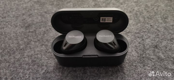 TWS наушники Technics EAH-AZ60