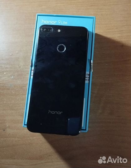Honor 9 lite
