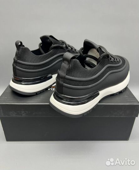 Кроссовки мужские romitan 44 размер