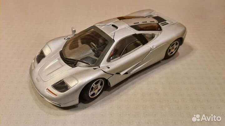 Коллекционная модель 1/18