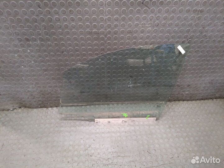 Стекло боковой двери Opel Zafira A, 2000