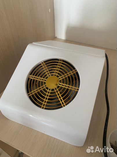 Пылесос для маникюра