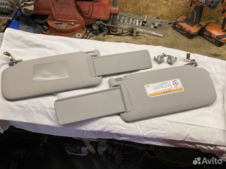 Солнцезащитные козырьки на Паджеро 4