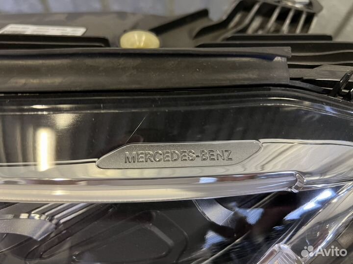 Фара левая Mercedes GLC X253 рест