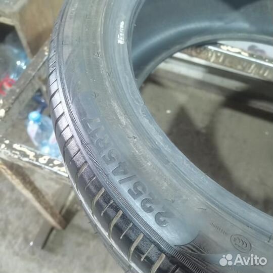 Triangle Sportex TSH11 225/45 R17