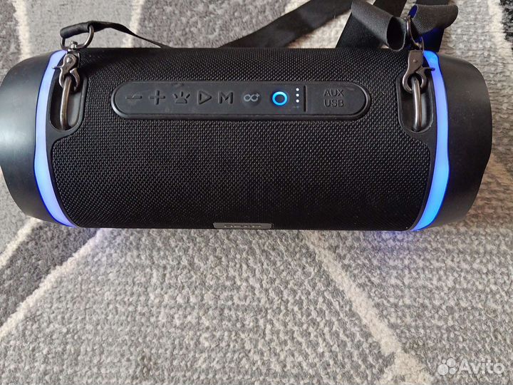 Портативная колонка