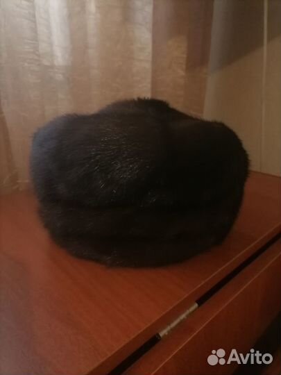 Женская шапка