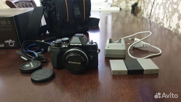 Обмен Olympus OM-D E-M 10 Mark III