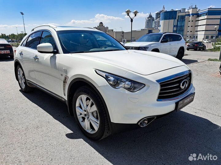 Infiniti QX70 3.7 AT, 2014, 212 419 км