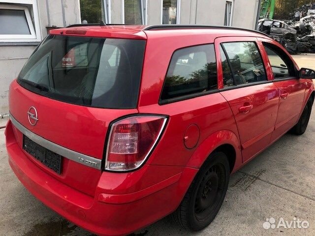 Разбор на запчасти Opel Astra H