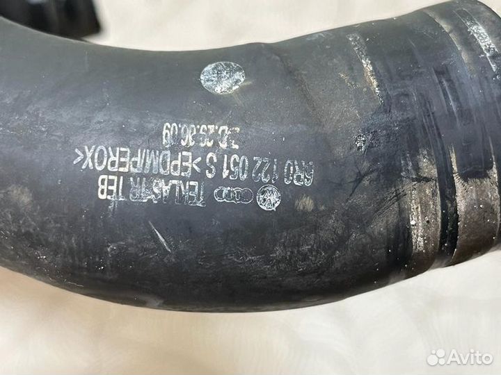 Патрубок системы охлаждения Volkswagen Polo седан