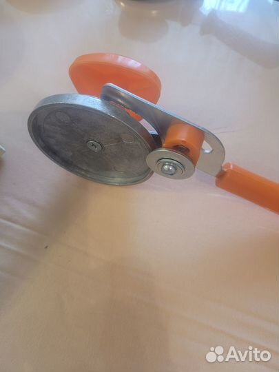 Закаточная машинка для банок