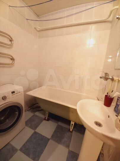 2-к. квартира, 54 м², 1/9 эт.