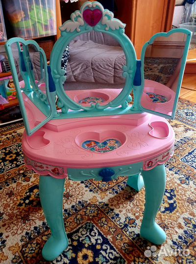 Детский талетный столик 3+