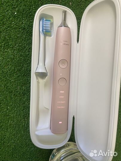 Электрическая зубная щетка Philips HX9911/29