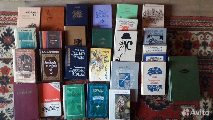 Книги на все вкусы российских и зарубежных авторов