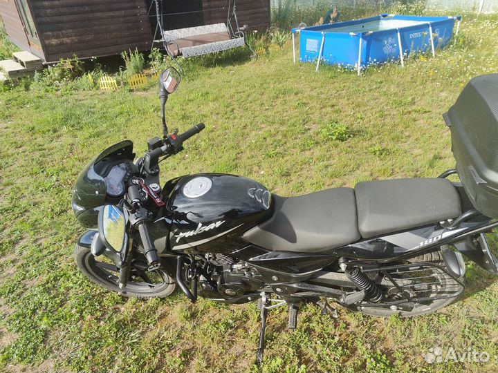 Bajaj pulsar 180