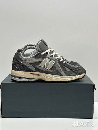 Кроссовки New Balance 1906