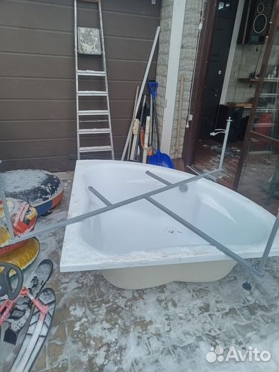 Ванна угловая бу