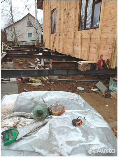 Ремонт фундамента винтовыми сваями