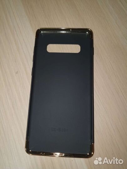 Чехол на galaxy S10+